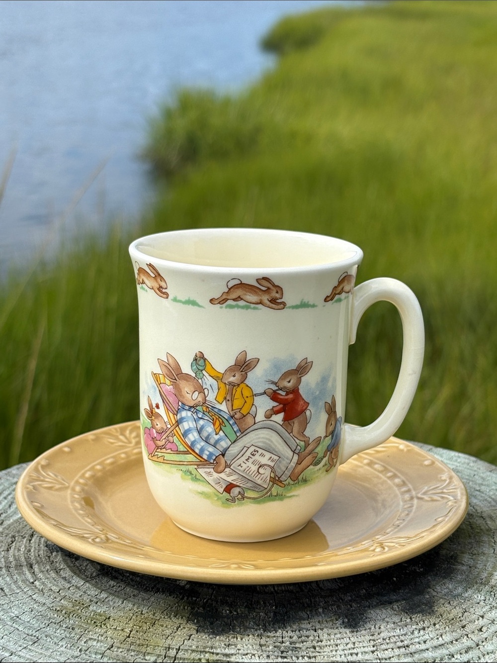 BUNNYKINS Vintage Bunny Family Mug and Saucer EUC